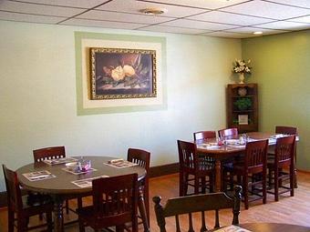 Interior - Knights Pizza in Convoy, OH Pizza Restaurant