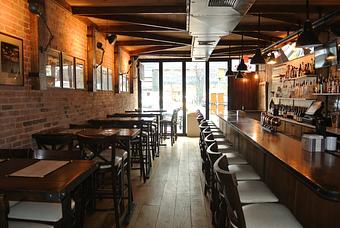 Interior - Kurant Wine Bar in Midtown East - New York, NY American Restaurants