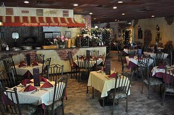 Interior - La Strada of Merrick in Merrick, NY Italian Restaurants
