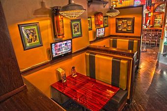 Interior - Ladder 133 Bar and Grill in Smith Hill - Providence, RI American Restaurants