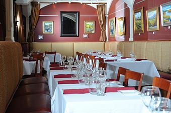 Interior - Leo's Restaurant & Pizzeria in Wappingers Falls, NY Italian Restaurants
