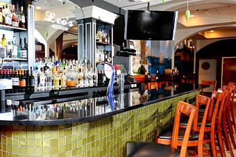 Interior - Leo's Restaurant & Pizzeria in Wappingers Falls, NY Italian Restaurants