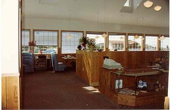 Interior - LeRoy's Blue Whale in Yachats, OR American Restaurants