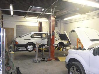 Interior - Lindsay's Auto Body-Paint in Richmond, VA Auto Body Repair
