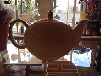 Interior: Stop in for a relaxing cup of loose tea. - Little Mama's Cafe in Bridgeton, NJ Coffee, Espresso & Tea House Restaurants