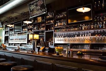 Interior - Local Pour in Hughes Landing - The Woodlands, TX American Restaurants