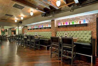 Interior - Local Pour Houston in River Oaks - Houston, TX Pubs