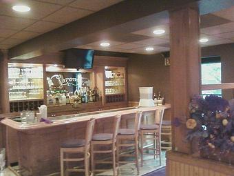 Interior - Lorenzo Bistro in Woodland Park, NJ Italian Restaurants