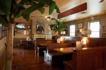 Interior - Macado's in Lexington, VA American Restaurants