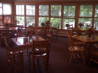 Interior - Mae's Cafe & Bakery in Bath, ME American Restaurants