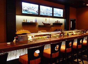 Interior - Makotos Japanese Steakhouse & Seafood in Melbourne, FL Japanese Restaurants