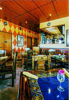 Interior - Mambo House in Round Rock, TX Coffee, Espresso & Tea House Restaurants