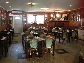 Interior - Manducatis Rustica in Long Island City - Long Island City, NY Italian Restaurants