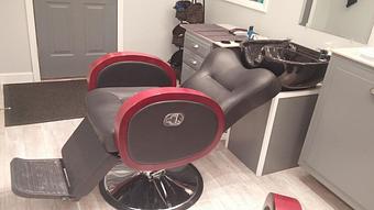 Interior: Comfortable salon. - Meadow Street Styles in Hadley, MA Restaurants/Food & Dining