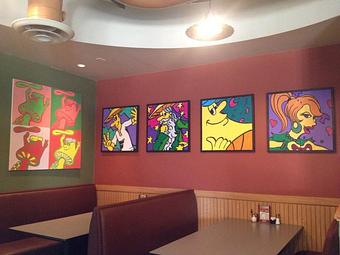 Interior - Mellow Mushroom in Merchants Square Shopping Center - Carmel, IN Pizza Restaurant