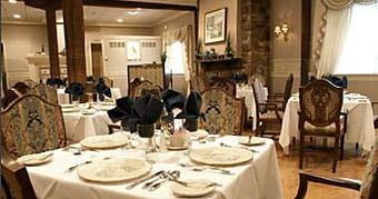 Interior - Mendenhall Inn Restaurant - Kennett Pike in Mendenhall, PA American Restaurants