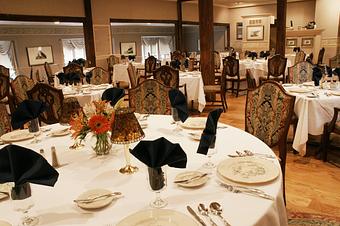 Interior - Mendenhall Inn Restaurant - Kennett Pike in Mendenhall, PA American Restaurants