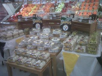Interior - Mihelic Shop n Saves in Pittsburgh, PA Grocery Stores & Supermarkets