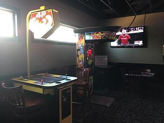 Interior - Mike's Sports Grille in Lawton, OK Restaurants/Food & Dining