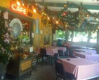 Interior - Monjunis Italian Cafe in Shreveport, LA Italian Restaurants