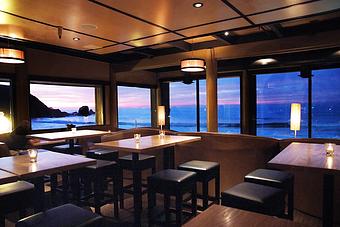 Interior - Moonraker Restaurant in Pacifica, CA American Restaurants