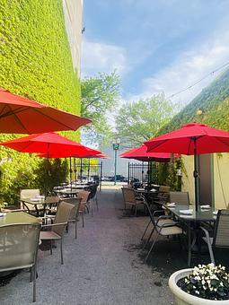 Interior - Moro's Table in Auburn, NY American Restaurants