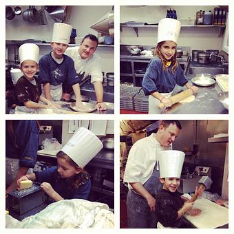 Interior - Oakleys Bistro in Greenbriar - Indianapolis, IN American Restaurants