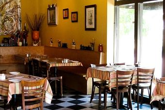 Interior - Onesto Pizza & Trattoria in Princeton Heights, SOHA - Saint Louis, MO Pizza Restaurant