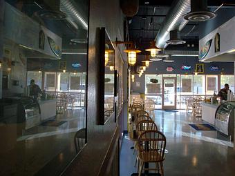 Interior: Dining Room - Oscar's Pier 83 in Glendale, AZ Seafood Restaurants