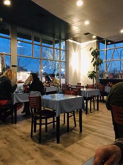 Interior - Pho Vina Restaurant in Burien, WA Vietnamese Restaurants
