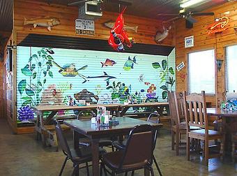 Interior - Pincher's Restaurant in El Campo, TX Hamburger Restaurants