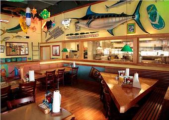 Interior - Pinchers Gulf Coast Town Center in Fort Myers, FL American Restaurants