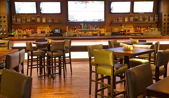 Interior - Play Book Sports Bar in Niles, IL American Restaurants