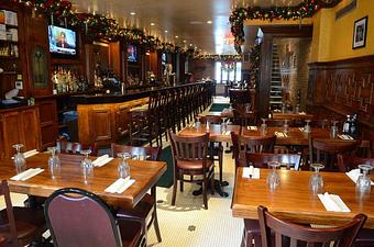 Interior - Playwright Celtic Pub in Theater District, Hell's Kitchen - New York, NY American Restaurants