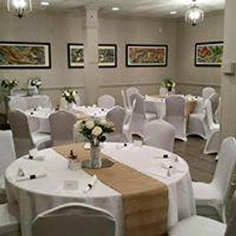 Interior - Porter & Luke's in Metairie, LA American Restaurants