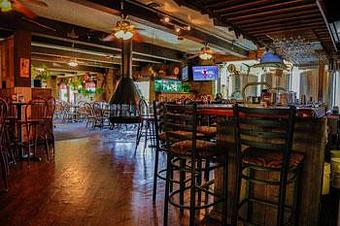 Interior - Pug Ryan’s Brewery in Dillon Marina - Dillon, CO Bars & Grills