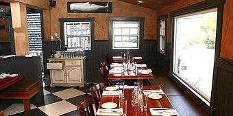 Interior - Queequeg's in Downtown Historic District - Nantucket, MA American Restaurants