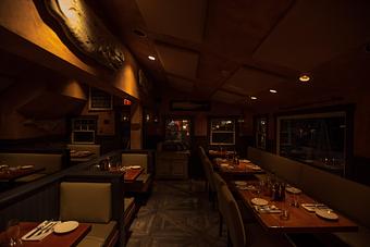 Interior - Queequeg's in Downtown Historic District - Nantucket, MA American Restaurants