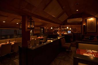 Interior - Queequeg's in Downtown Historic District - Nantucket, MA American Restaurants