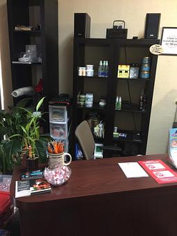 Interior - Qumar's Hair Studio in Union, NJ Beauty Salons