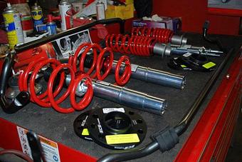 Interior - R & D Automotive: Bavarian Rocket Science in Albany, NY Dry Cleaning & Laundry