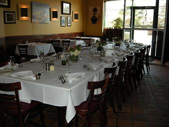 Interior - Rachel's Cafe in Syosset, NY American Restaurants