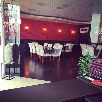 Interior - Rakuu Restaurant in Spring, TX Chinese Restaurants