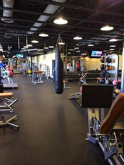 Interior - Raw Strength and Conditioning in Centennial, CO Health Clubs & Gymnasiums