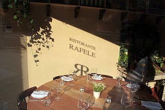 Interior - Ristorante Rafele in Midtown East - New York, NY Italian Restaurants Interior - Ristorante Rafele in Midtown East - New York, NY Italian Restaurants