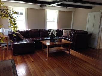 Interior - Roht Marine in Marshfield, MA Restaurants/Food & Dining
