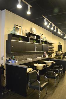 Interior - Salon 448 in Georgetown Square - Wood Dale, IL Beauty Salons