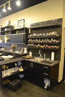 Interior - Salon 448 in Georgetown Square - Wood Dale, IL Beauty Salons