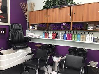 Interior - Salon G in Mundelein, IL Beauty Salons