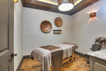 Interior - Salon James in Baton Rouge, LA Beauty Salons